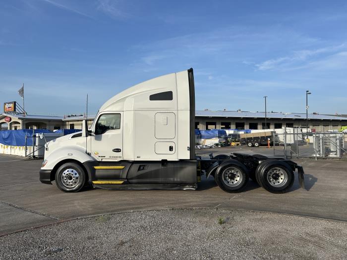 2021 Kenworth T680-2