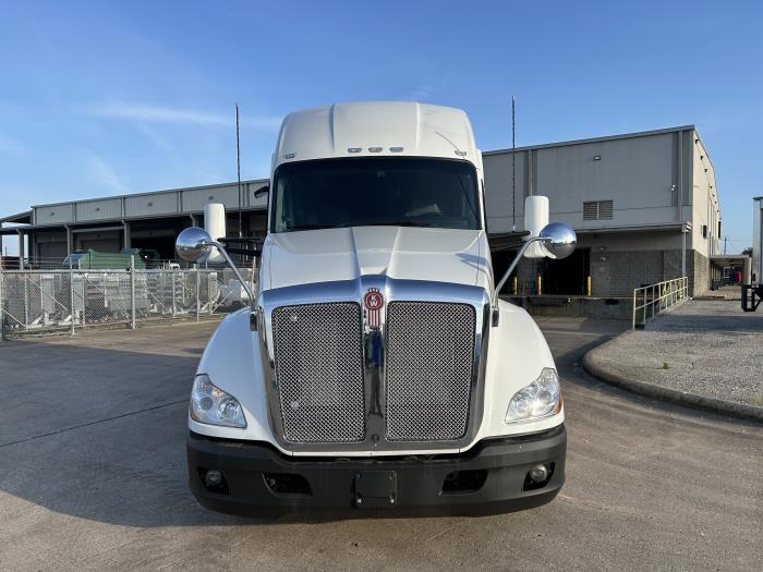 2021 Kenworth T680-8