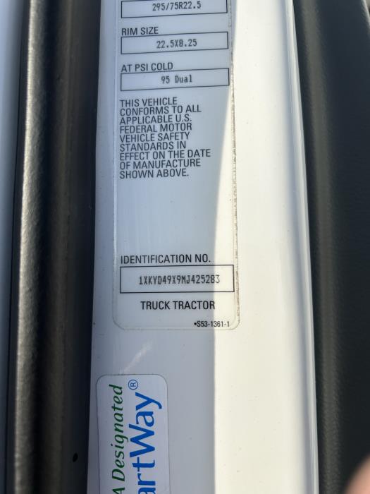 2021 Kenworth T680-27