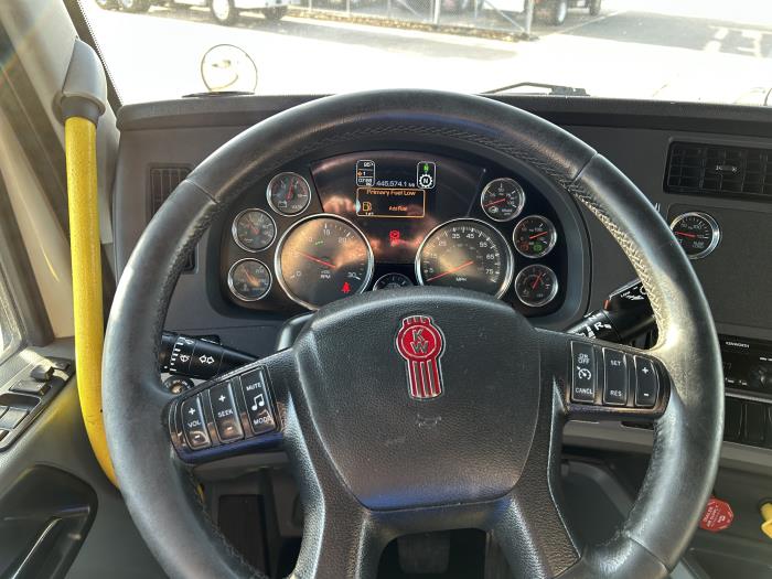 2021 Kenworth T680-35