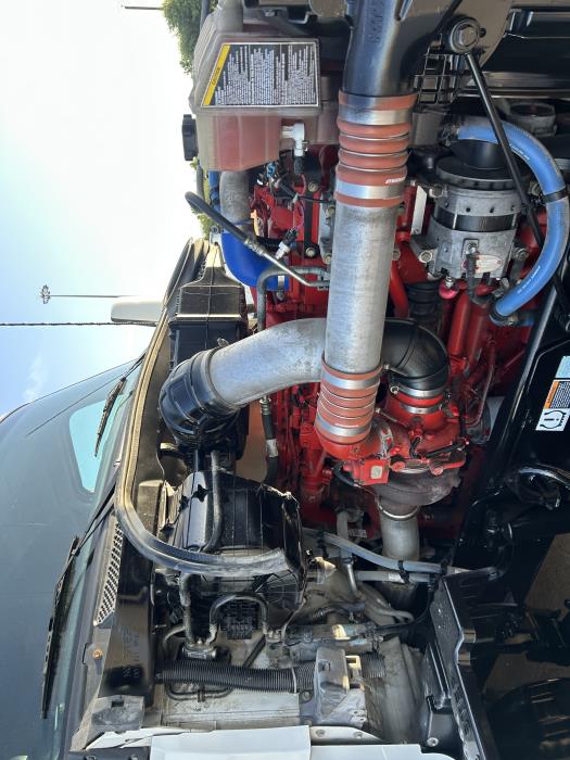 2021 Kenworth T680-19