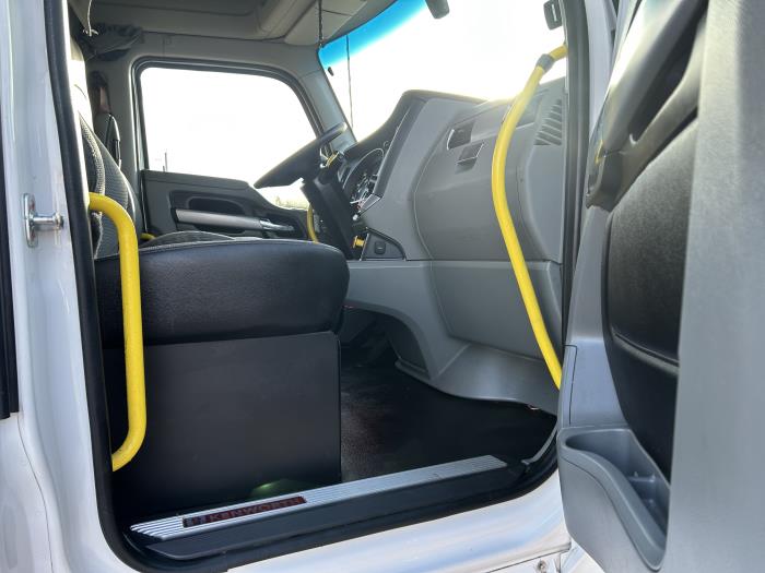 2021 Kenworth T680-22