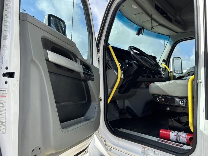 2021 Kenworth T680-24
