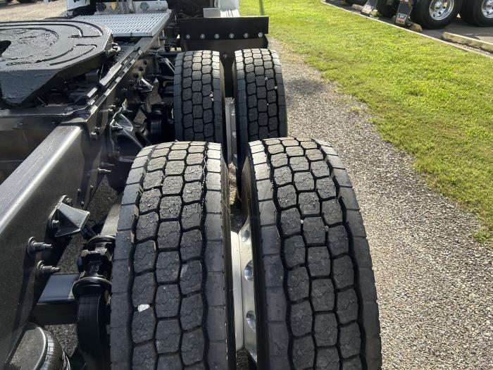 2020 Peterbilt 579-11