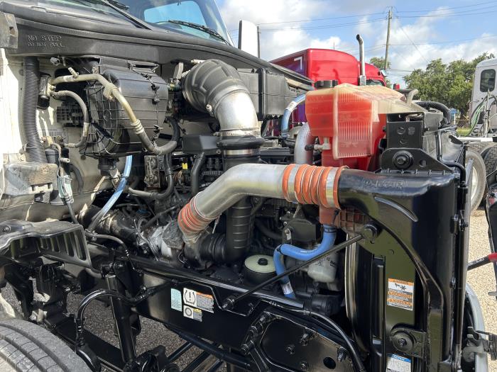2020 Peterbilt 579-19