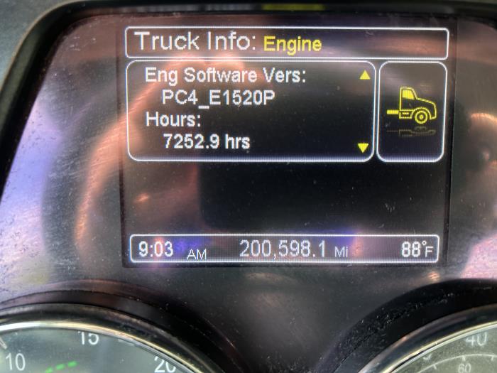 2020 Peterbilt 579-32