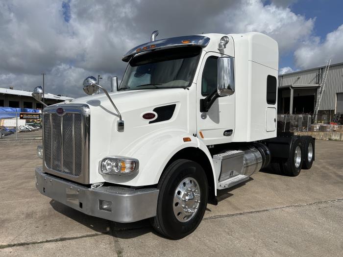 2021 Peterbilt 567-1