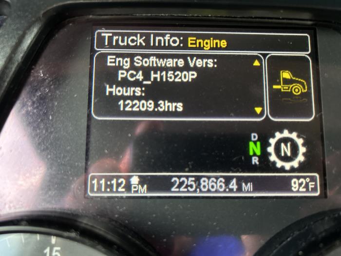 2021 Peterbilt 567-35