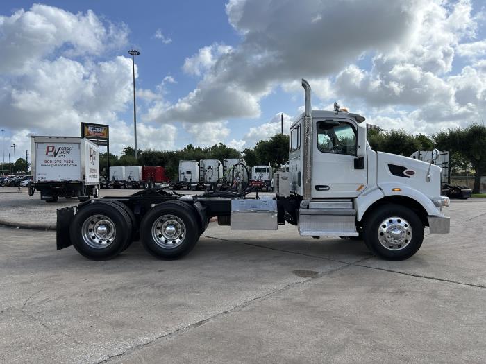 2020 Peterbilt 567-6
