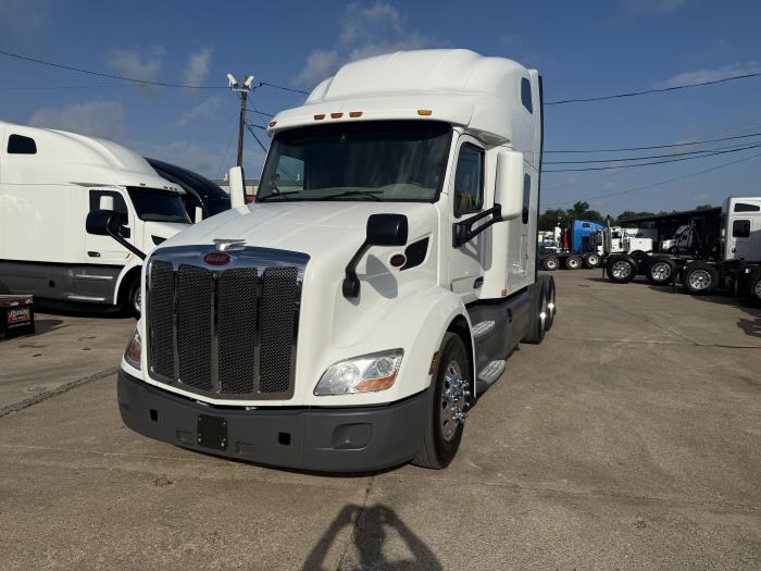 2021 Peterbilt 579-18