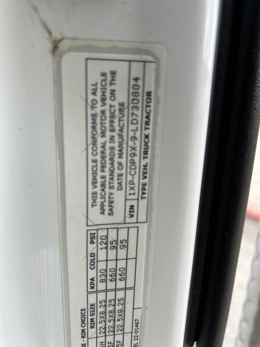 2020 Peterbilt 567-28