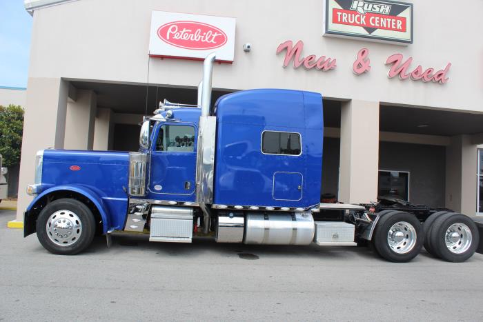 2024 Peterbilt 389-3