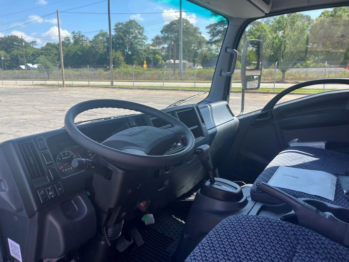 2024 Isuzu NPR-HD-1