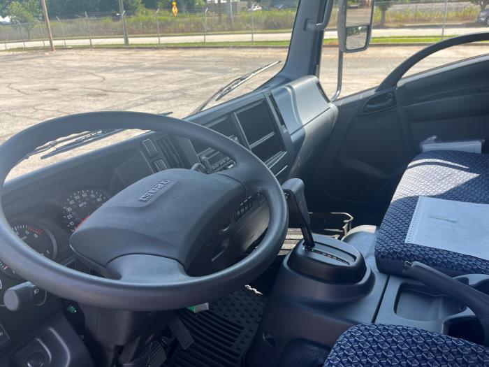 2024 Isuzu NPR-HD-2