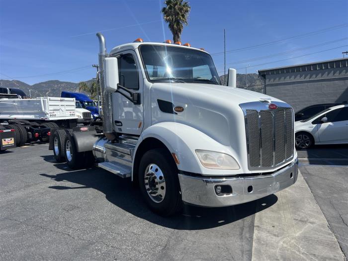 2020 Peterbilt 567-3