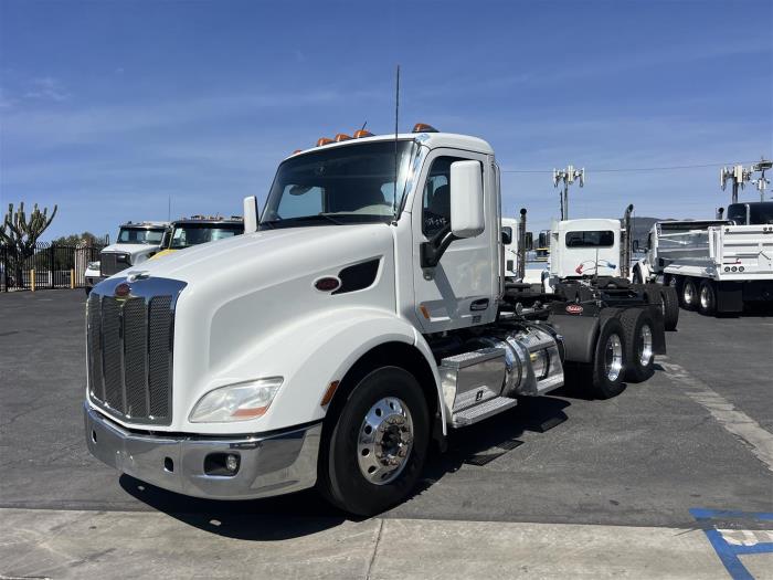 2020 Peterbilt 567-11