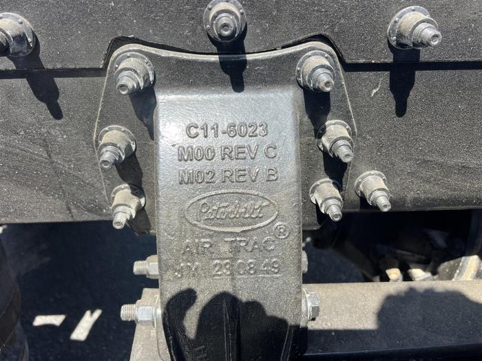 2021 Peterbilt 389-9