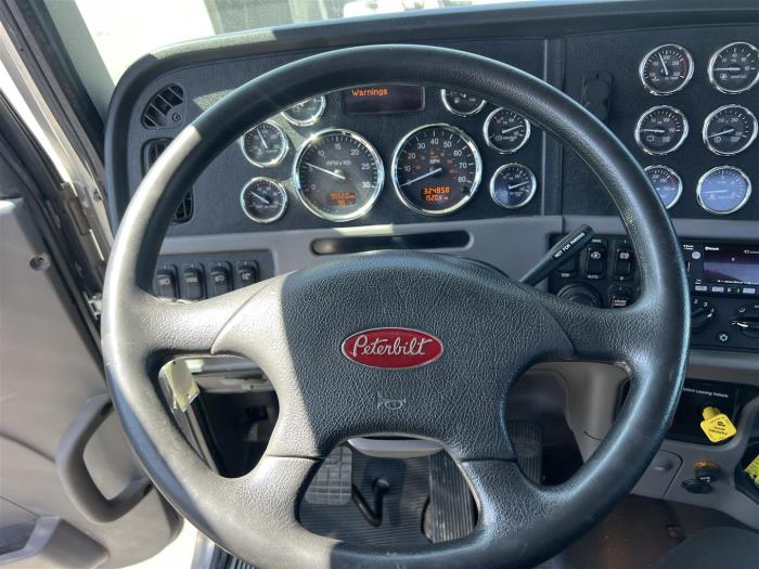 2021 Peterbilt 389-22