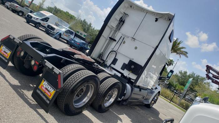 2019 Peterbilt 579-4