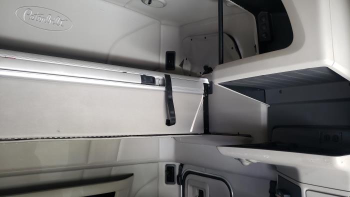 2019 Peterbilt 579-20