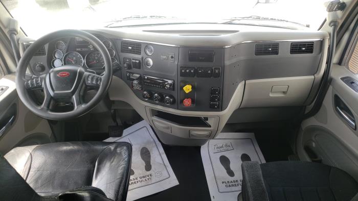 2019 Peterbilt 579-22