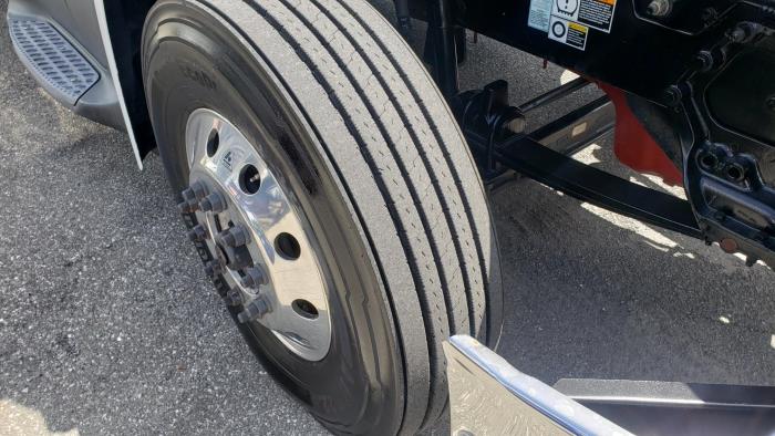 2019 Peterbilt 579-26