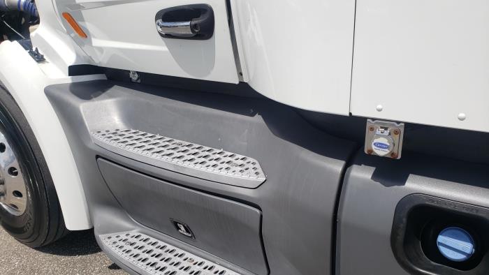 2019 Peterbilt 579-32
