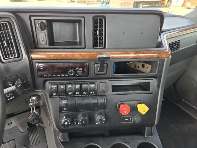 2020 International LT625-8