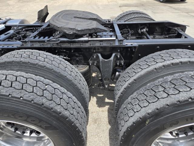2020 International LT625-16