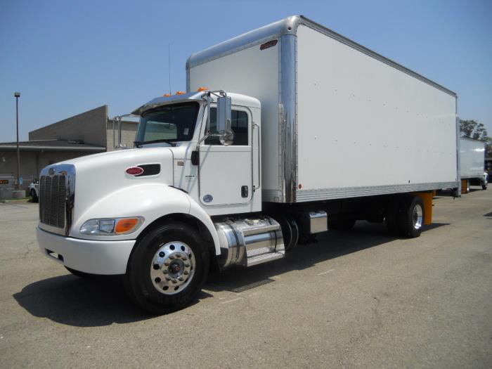 2017 Peterbilt 337-1