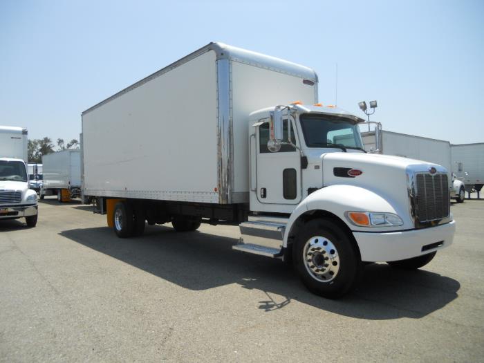 2017 Peterbilt 337-2