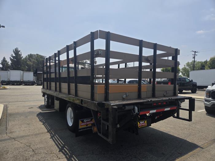 2019 Isuzu NRR-6