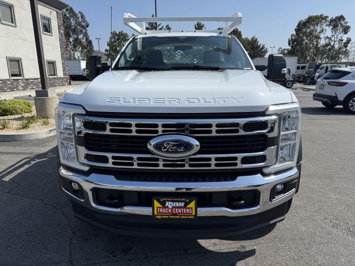 2025 Ford F-550-6