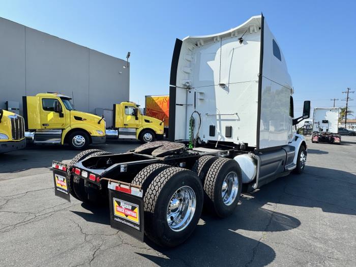 2021 Peterbilt 579-5