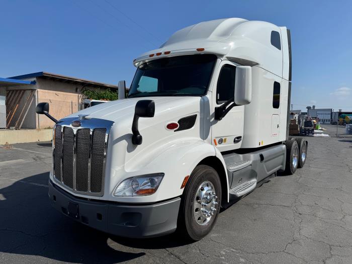 2021 Peterbilt 579-1