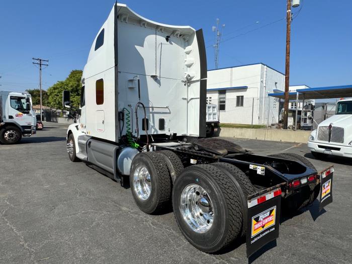 2021 Peterbilt 579-7