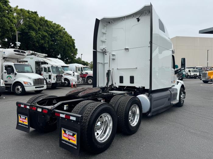 2021 Peterbilt 579-5