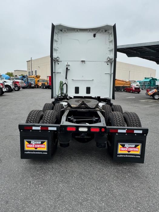 2021 Peterbilt 579-6