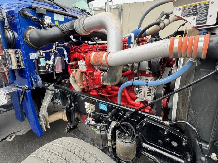2018 Peterbilt 389-10