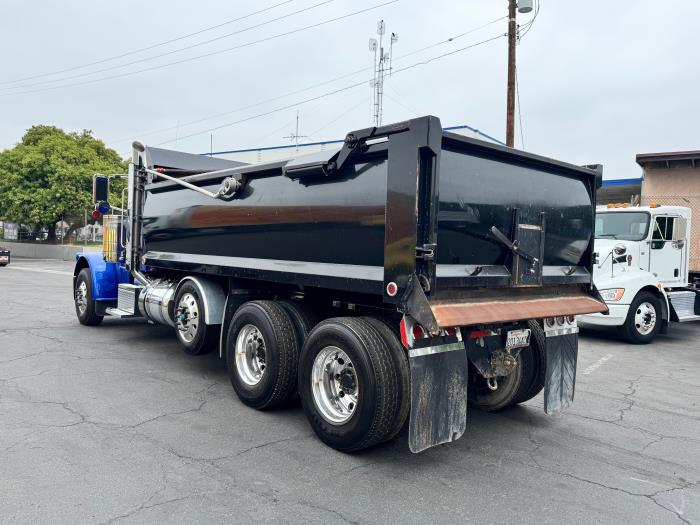 2018 Peterbilt 389-7