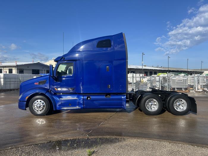 2022 Peterbilt 579-2