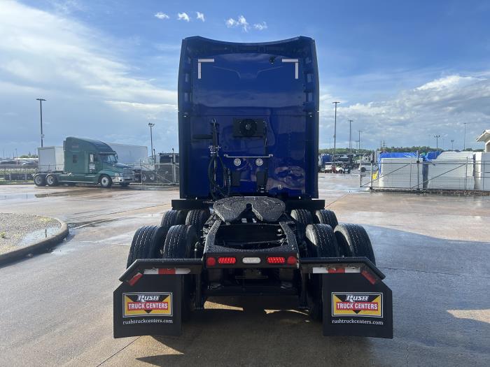 2022 Peterbilt 579-4