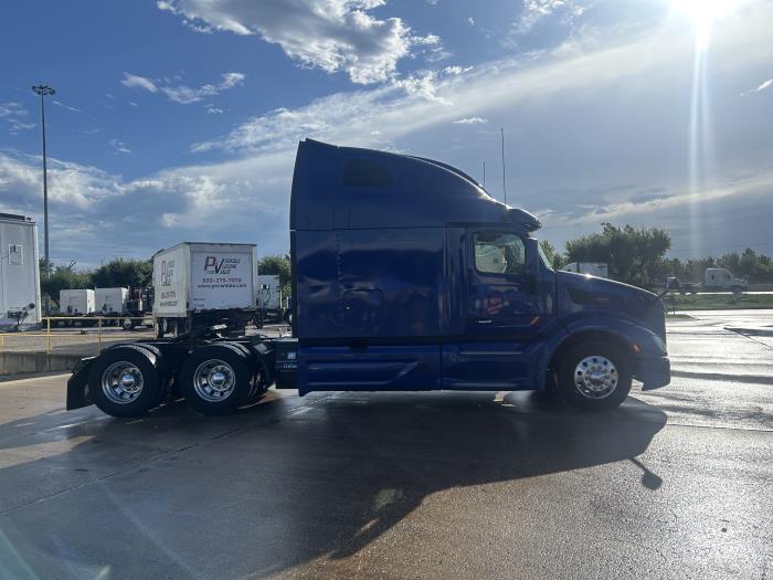 2022 Peterbilt 579-6