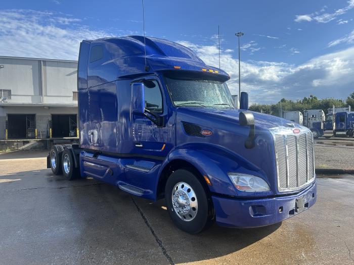 2022 Peterbilt 579-7
