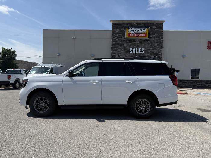 2025 Ford Expedition-1