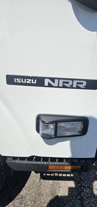 2025 Isuzu NRR-12