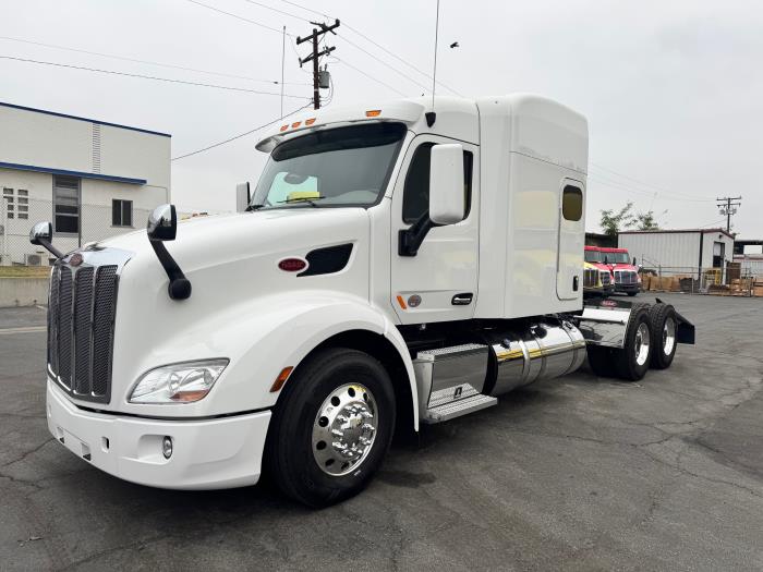 2022 Peterbilt 579-1
