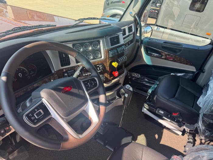 2026 Peterbilt 589-5
