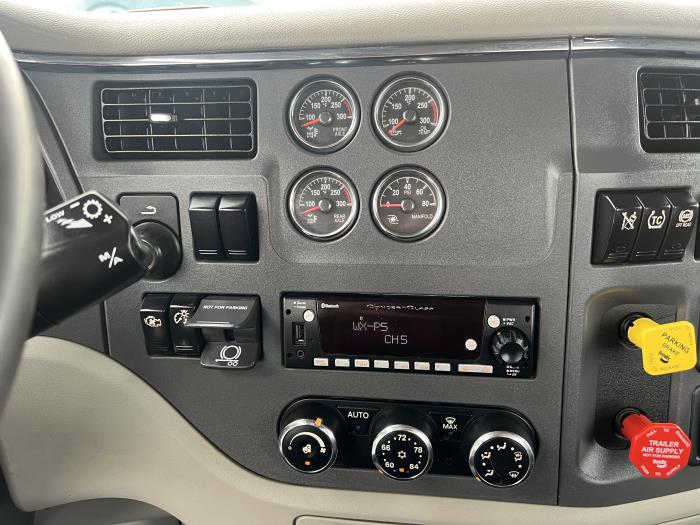 2022 Peterbilt 567-19