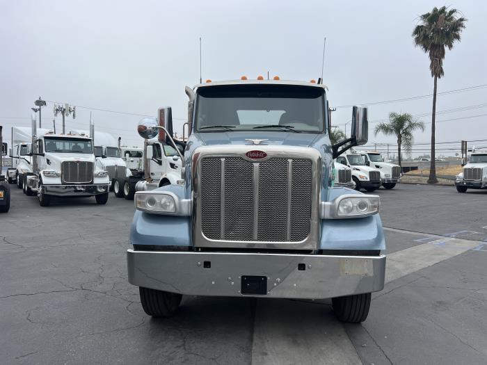 2022 Peterbilt 567-2